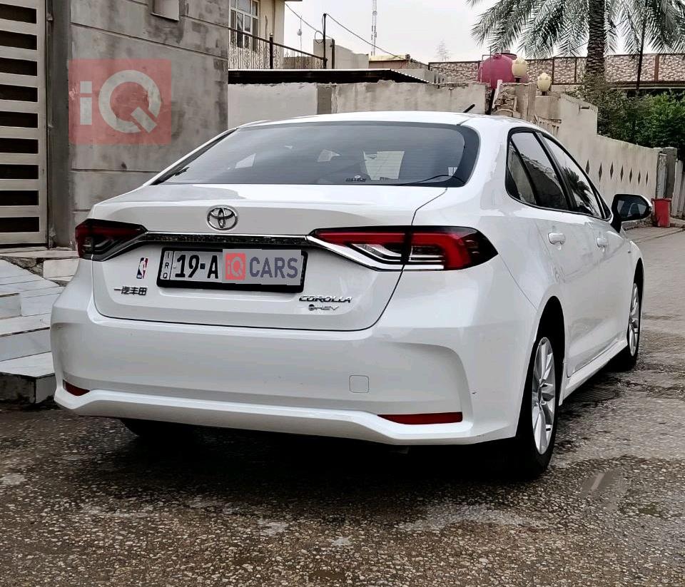 تۆیۆتا کۆرۆلا